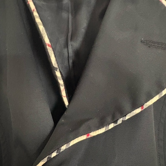 Black Trench Coat Burberry Sample - Picture 3 of 7